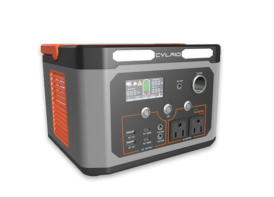QC3.0 Output 1000W/2000W Rechargeable LiFePO4 Solar Generator For Camping And Hiking